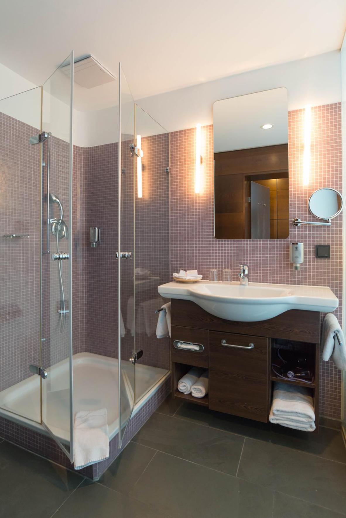 Corbin Muenchen Airport Business Hotel Freising Room photo